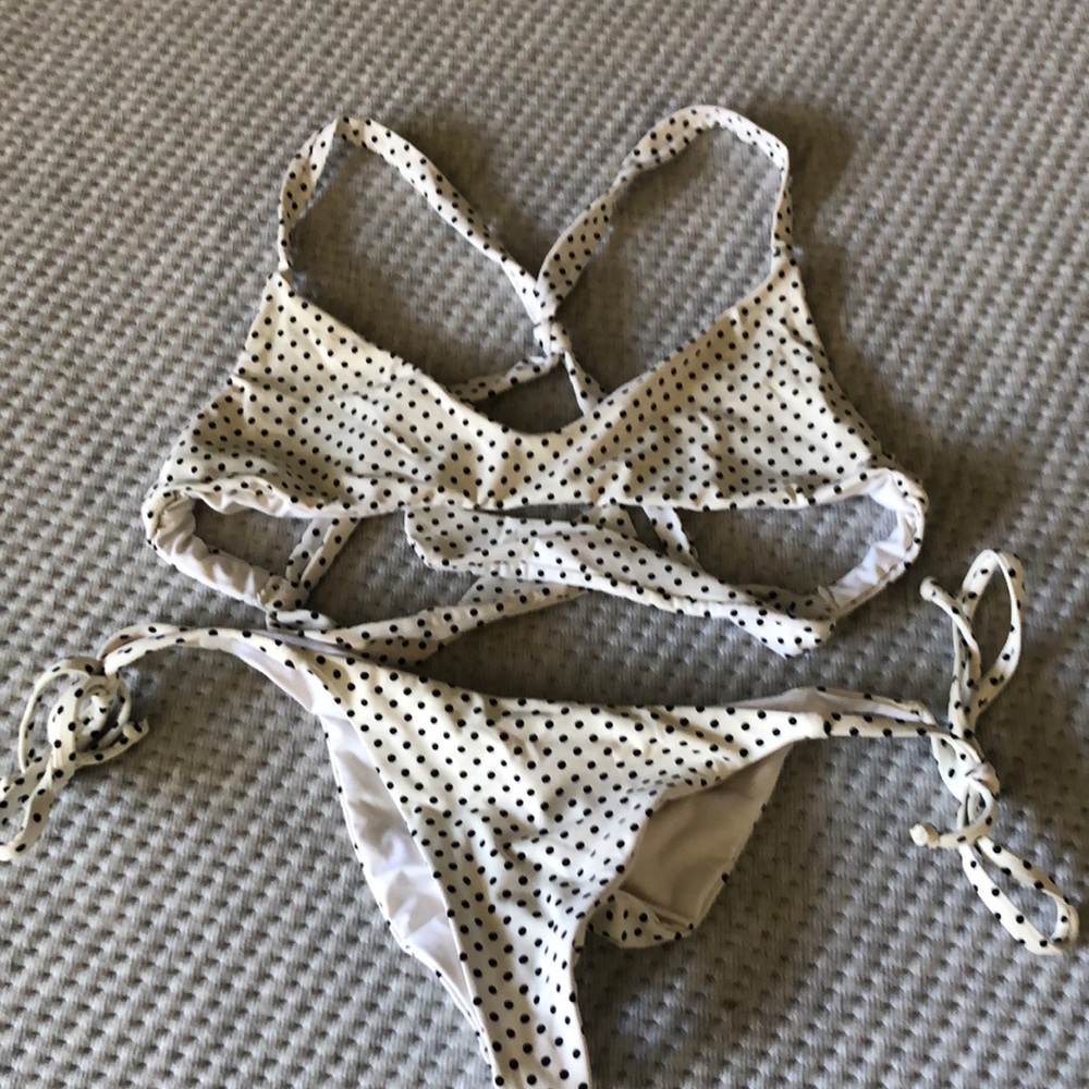 Frankies Bikinis Size XS